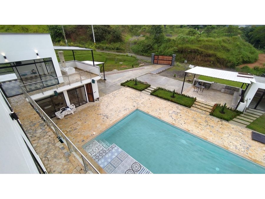 Farm House in San Jerónimo